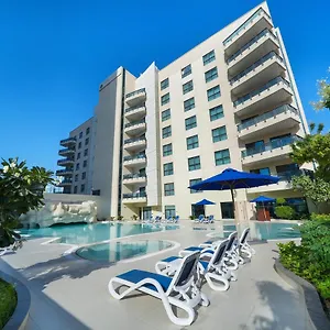 Park Dubai, An Edge By Rotana Appart hôtel Dubaï